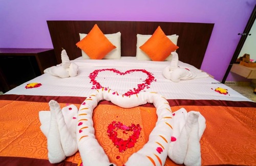 Sriperumbudur Hotel | Hotel Grand Padappai Residency