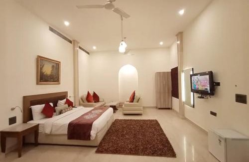Old Delhi Hotel | Hotel Green Castle (Heritage Hotel)