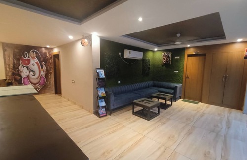 Jwalapur Hotel | Hotel Green Leaf By T And M Hotels