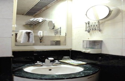 Daman Hotel | Hotel Gurukripa