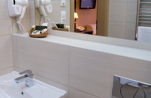 Budzyn Hotel | Hotel Habenda