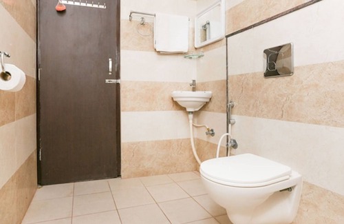 Yeshwanthpur Hotel | Hotel Habitat Comforts