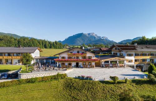 Unterschonau Bed & Breakfast | Hotel Hanauerlehen - ruhige & zentrale Top-Lage - mit Schwimmbad, Sauna, Parkplätze & Café - bayerischer Familienbetrieb