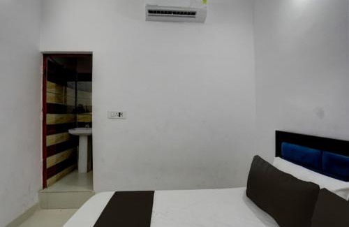 Atrauli Apartment | HOTEL HAPPY INN