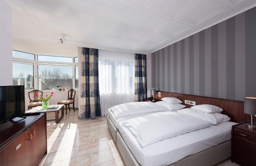 Harheim Hotel | Hotel Harheimer Hof