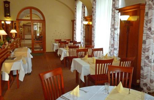 Rychnov nad Kneznou Hotel | Hotel Havel