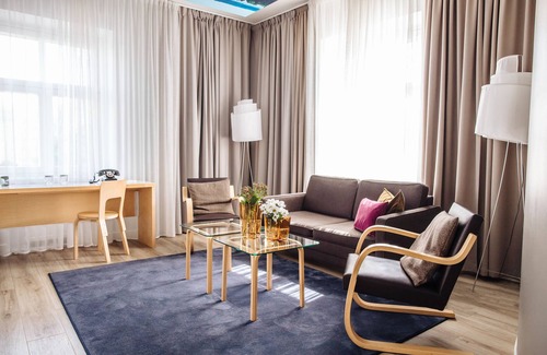 Etu-Toolo Hotel | Hotel Helka