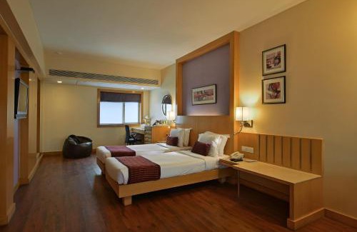 Prabhadevi Hotel | Hotel Heritage formerly known as Comfort Inn Heritage
