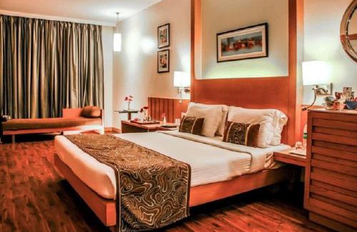 Prabhadevi Hotel | Hotel Heritage formerly known as Comfort Inn Heritage