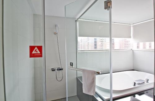 West District Hotel | HOTEL HI - Xinmin