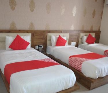 Infocity House | hotel hill city