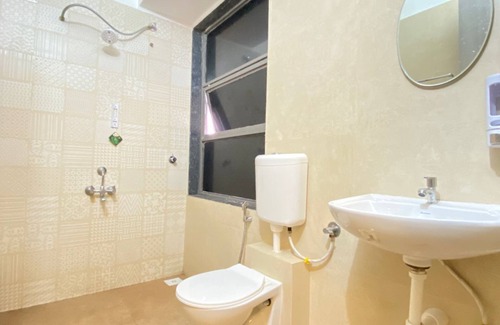 Aundh Hotel | Hotel Hill Top Inn