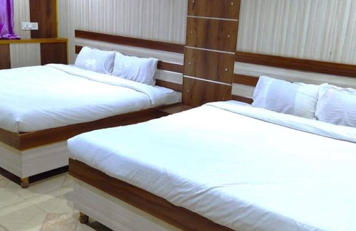 Bajaura Hotel | Hotel Himalaya