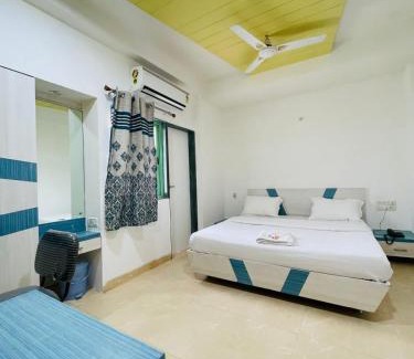 Cidco Hotel | Hotel Holiday Pride