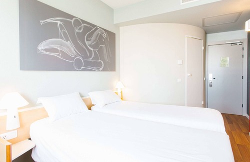 Elche Hotel | Hotel ibis Elche