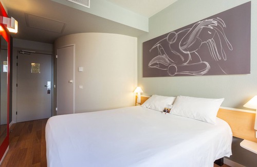 Elche Hotel | Hotel ibis Elche