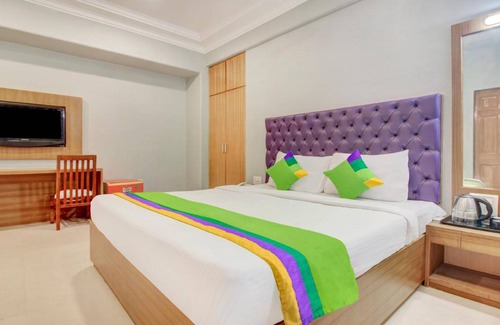 Santacruz West Hotel | Hotel