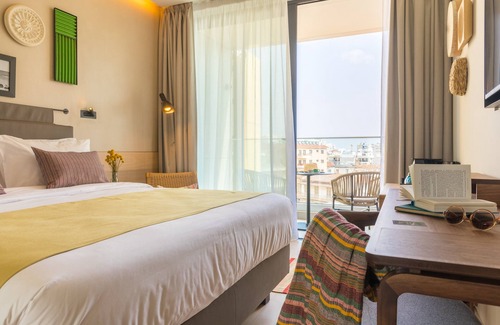 Larnaca City Centre Hotel | Hotel Indigo Larnaca by IHG