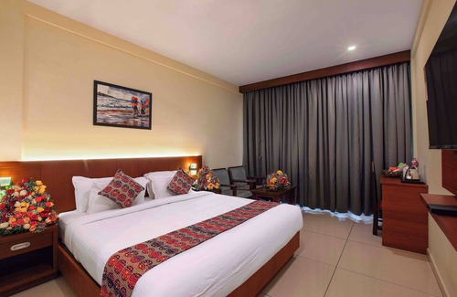 Karunagappally Hotel | Hotel Indraprastha Karunagapally