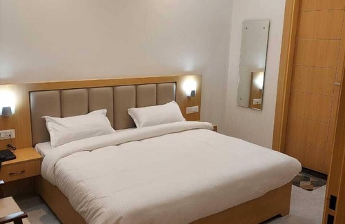 Dhanauli Hotel | Hotel Innvite