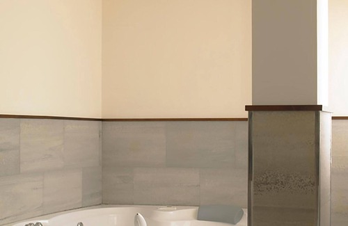 Alcala de Henares Hotel | Hotel Isla de la Garena