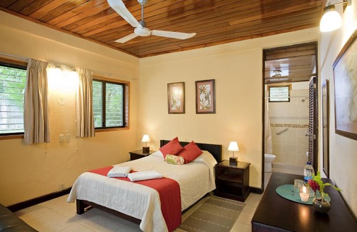 Tikal National Park Hotel | Hotel Jaguar Inn Tikal