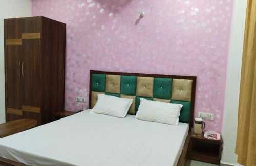 Govardhan House | Hotel Jain Royal