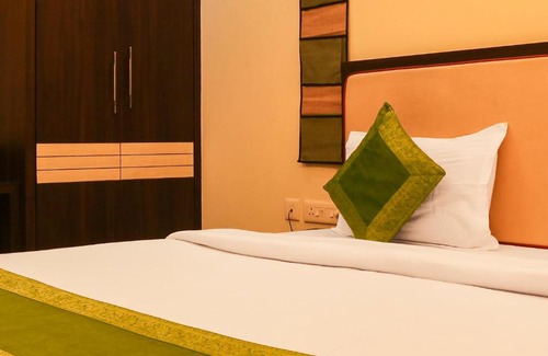 Sigra House | Hotel Janki