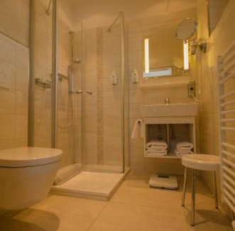 Bispingen Hotel | Hotel König-Stuben