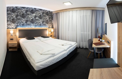 Mala Moravka Hotel | Hotel Kamzík