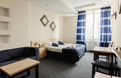 Tarnow Hotel | Hotel Kardamon