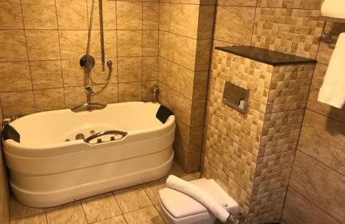 Thiruvananthapuram Hotel | Hotel Karthika Park