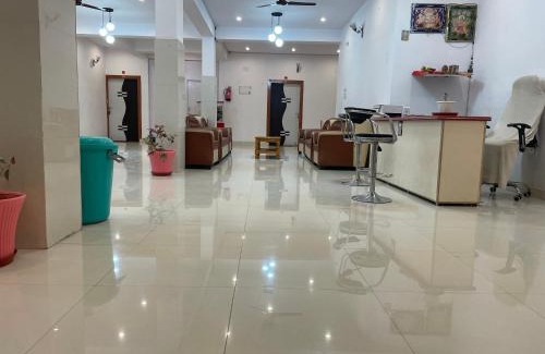 Rajgir Hotel | Hotel kaushalendra palace ,Rajgir