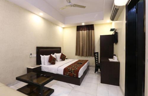 Karol Bagh Hotel | Hotel Kingston Park near Ganga Ram Hospital