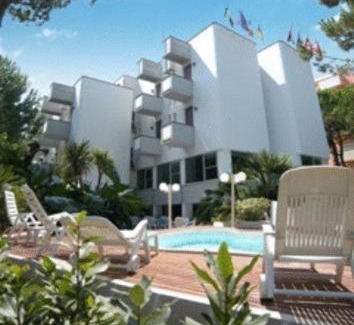 Zadina Pineta Hotel | Hotel Kiss