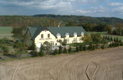 Pustovety Hotel | Hotel Kolonie