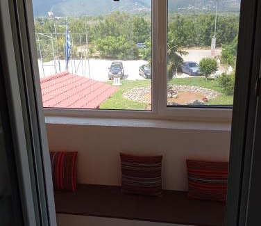 Sintiki Hotel | Hotel Konstantina