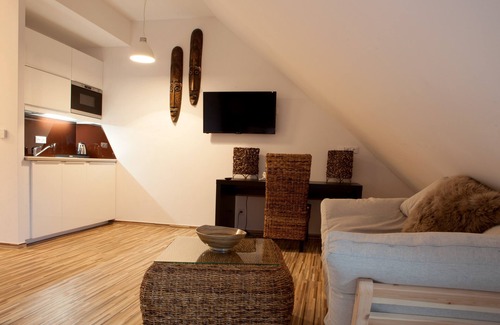 Chlumec nad Cidlinou Hotel | Hotel Koruna