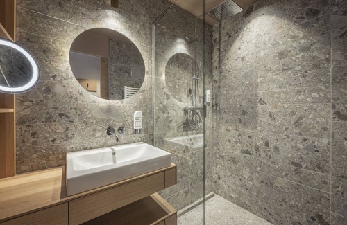 Weidach Hotel | Hotel Kristall