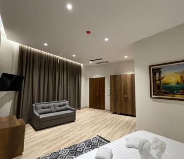 Kruje Hotel | Hotel Kroi near castle entrance castle and town view
