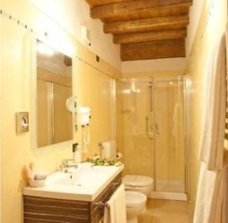 Vigarano Mainarda Hotel | Hotel La Tortiola