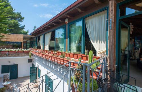 Tremiti Islands Hotel | Hotel La Tramontana
