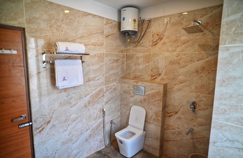 Kishangarh Hotel | Hotel Lake View