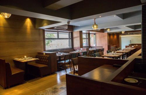 Ghansoli Hotel | Hotel Landmark Aura