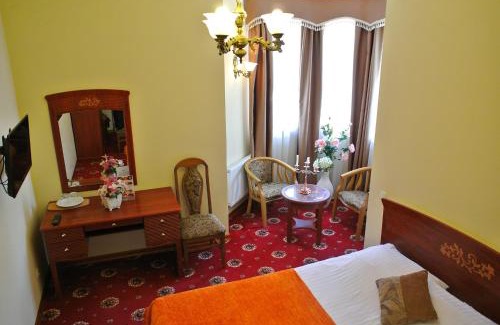 Solomjanskyj Hotel | Hotel Lavilia