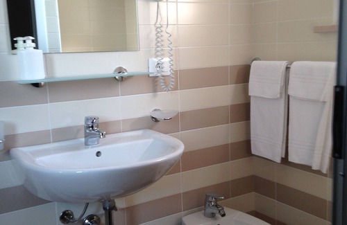 Bellaria-Igea Marina Hotel | Hotel Lazzarini