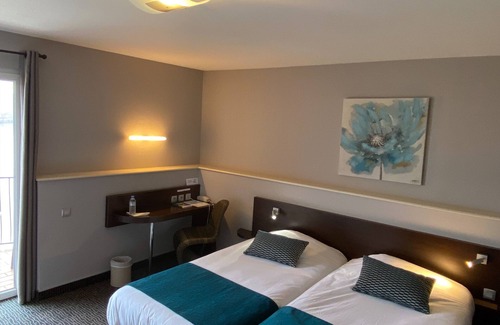 Les Roches-de-Condrieu Hotel | Hotel le Bellevue