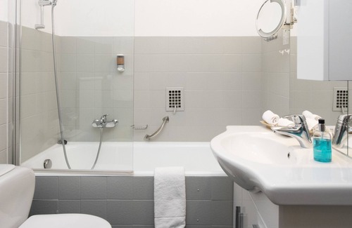 St. Luc Hotel | Hotel Le Beausite