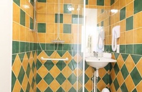 Gace Hotel | Hotel Les Champs