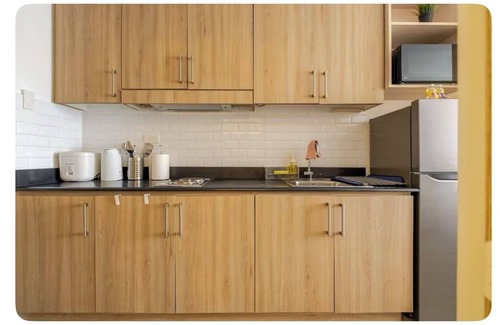 Barangay 76 Apartment | Hotel Like Staycation near MOA and Airport
